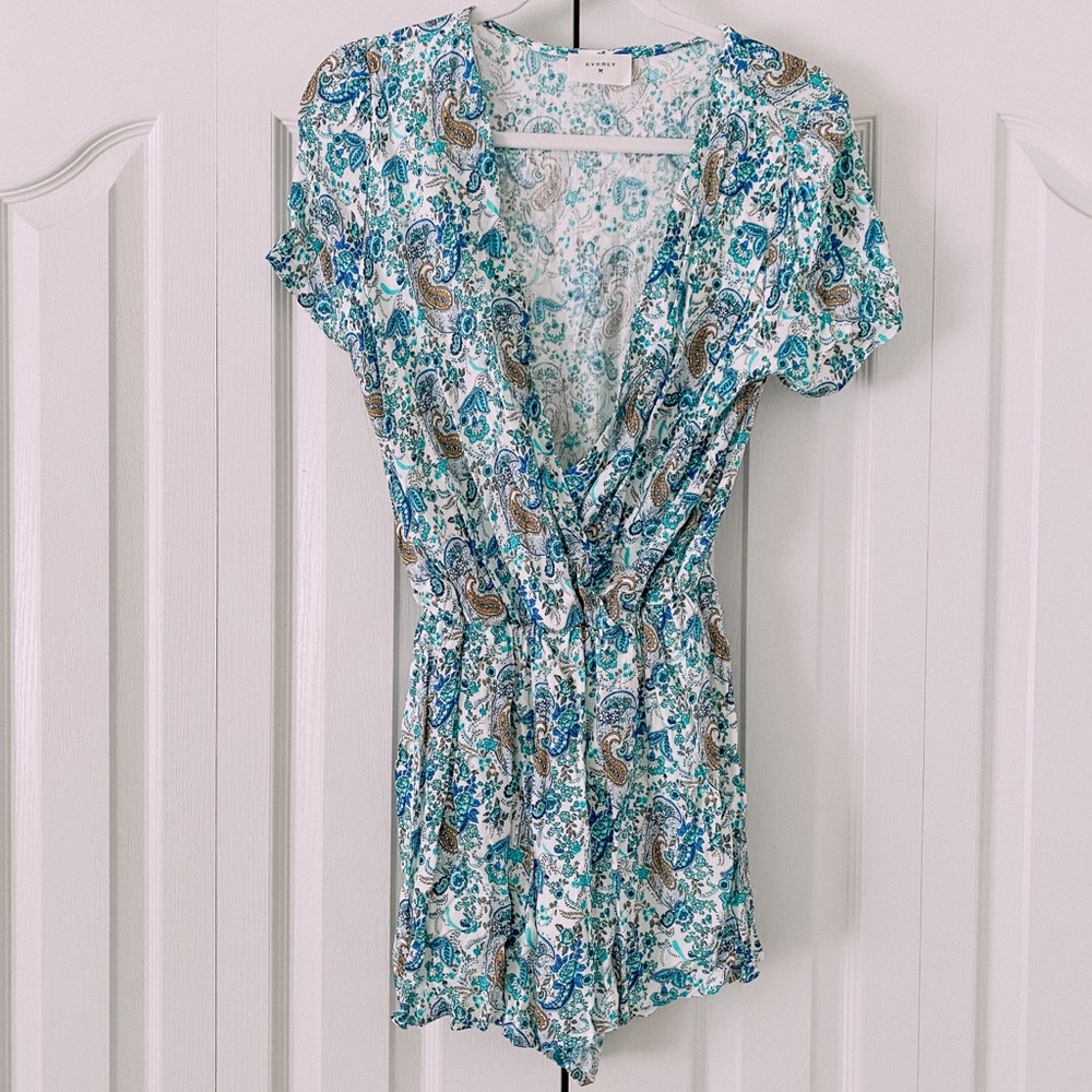 EVERLY Floral Printed Romper